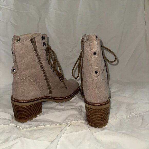 Taupe Lace-Up Combat Boots- Seychellas | Chunky Sole | Fall/Winter Essential - Picture 4 of 7